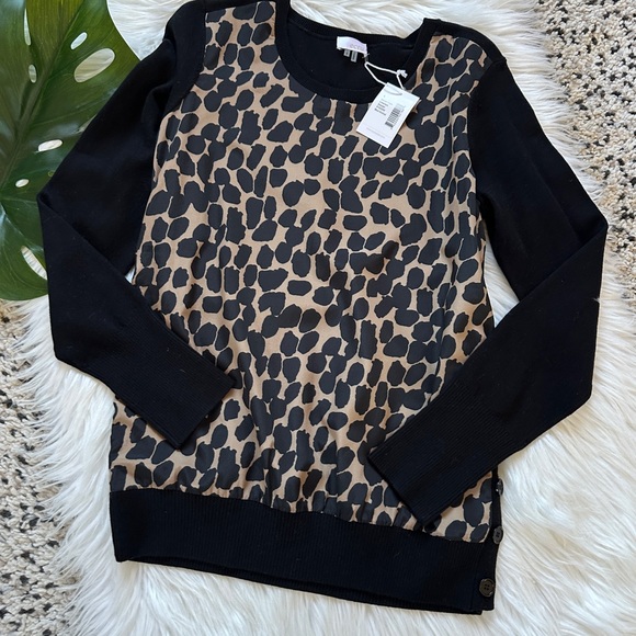 NWT Ecru Sweater - Picture 5 of 7